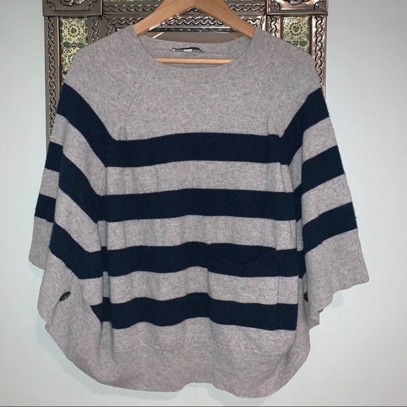 Autumn Cashmere Cape Sweater size XS - Picture 4 of 7